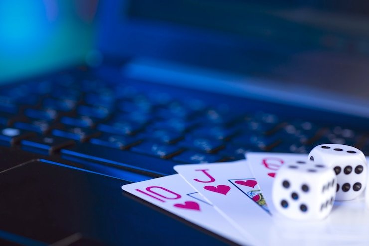 Layar utama Sweet Bonanza menunjukkan kontrol taruhan, tombol spin, dan statistik saldo pemain di langit77